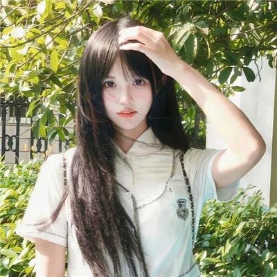 我现在只想一个人静静封面